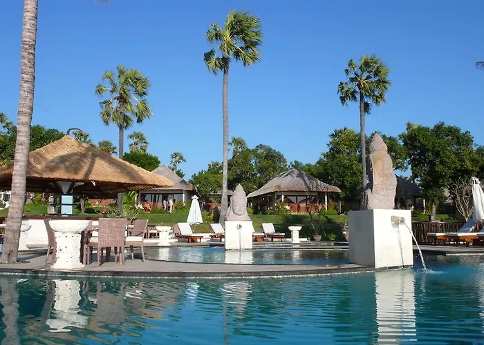 Siddhartha Oceanfront & Bali リゾート クブ